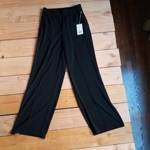 NWT Black Tailored Straight Mid rise Ankle XS pant